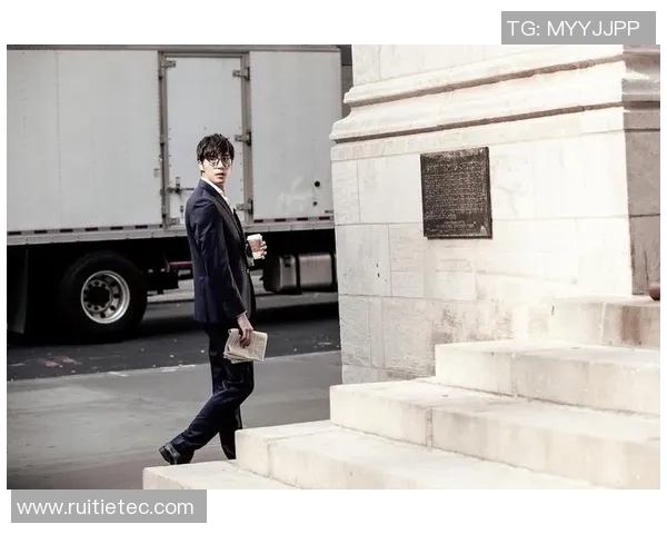 足球明星红毯盛典西装风采大揭秘尽显魅力与风格 足球明星红毯盛典西装风采大揭秘尽显魅力与风格