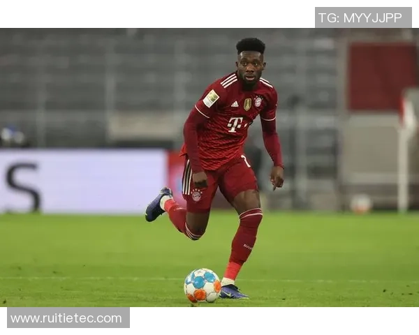 全球知名足球明星的名字及其成就盘点与介绍