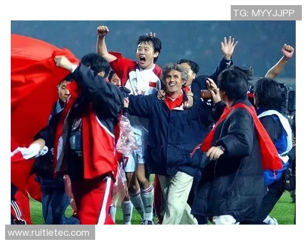 带着遗憾与梦想告别赛场的足球明星们的故事