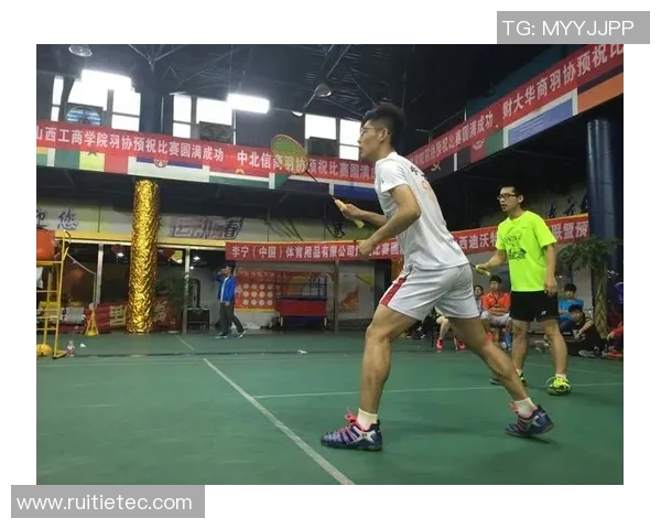 广州羽毛球队在精英赛中的耐力表现分析与启示