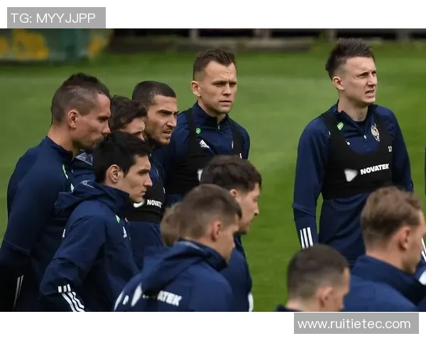 俄罗期足球明星的辉煌历程与未来发展展望 俄罗期足球明星的辉煌历程与未来发展展望