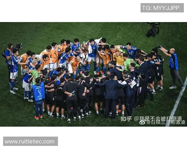 重庆篮球队在世界杯中的强劲表现与团队精神分析 重庆篮球队在世界杯中的强劲表现与团队精神分析