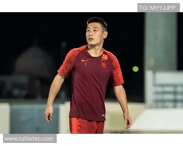 打封闭的足球明星背后的故事与挑战如何影响他们的职业生涯与个人生活